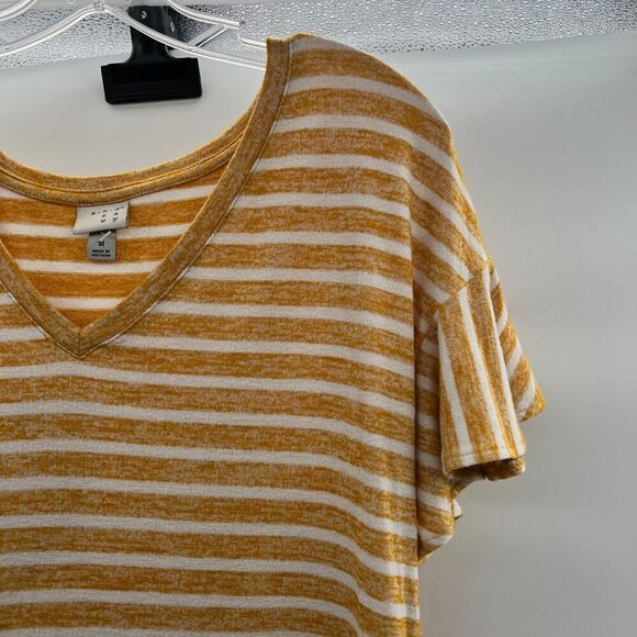 A New Day Women's Short Sleeve V-Neck Striped Top Yellow/White Size Medium - Picture 4 of 9